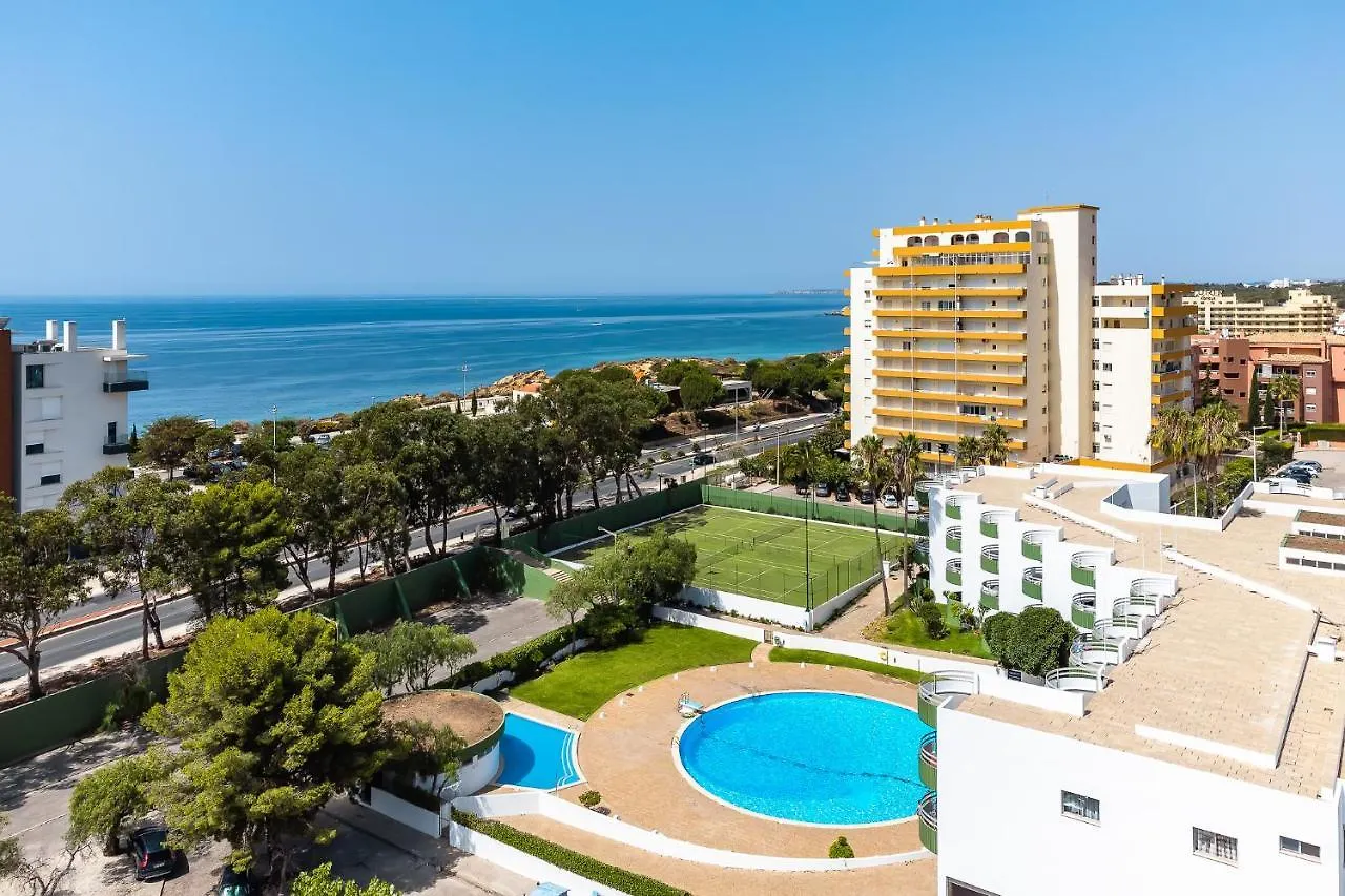 Charming Apartment W/ Pool & Balcony In Portimao By Lovelystay