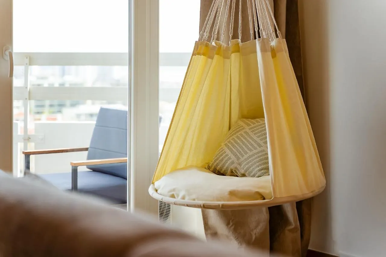 Charming Apartment W/ Pool & Balcony In Portimao By Lovelystay 0*,  Πορτογαλία